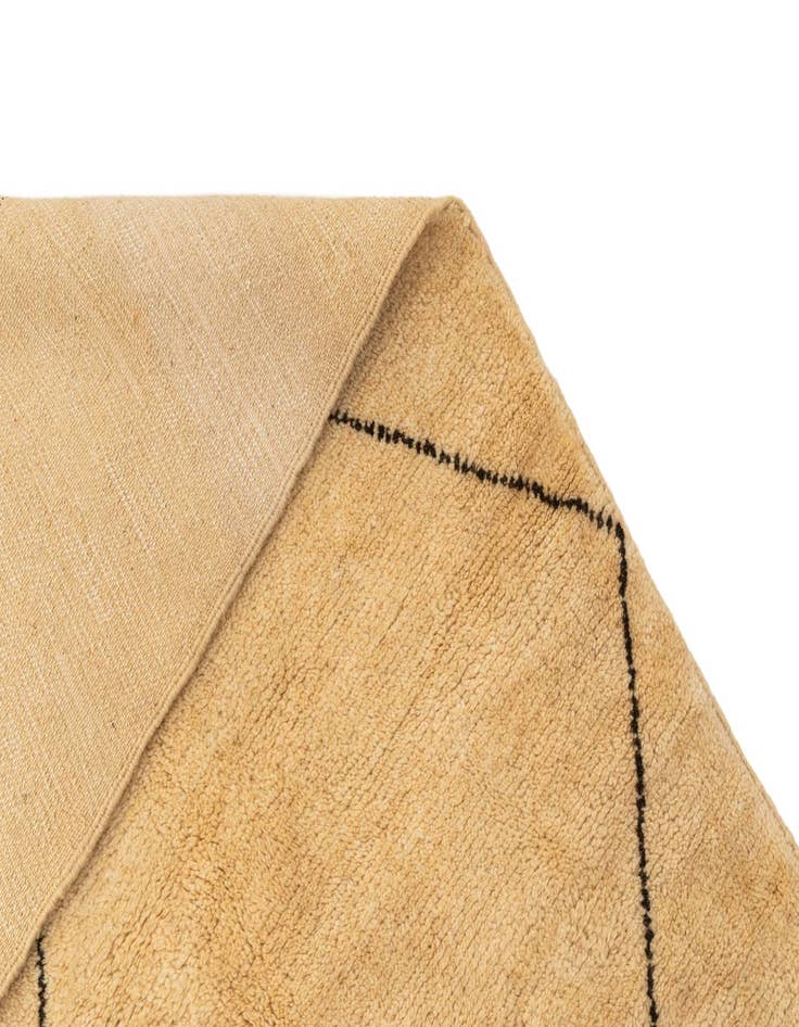 Detail image of  6' 3 x 8' 10 Berber Rug