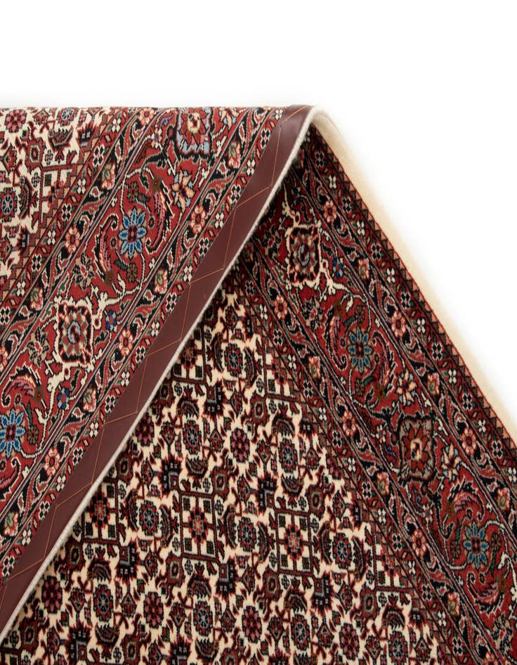 Detail image of  4' 10 x 7' 1 Bidjar With Silk Rug