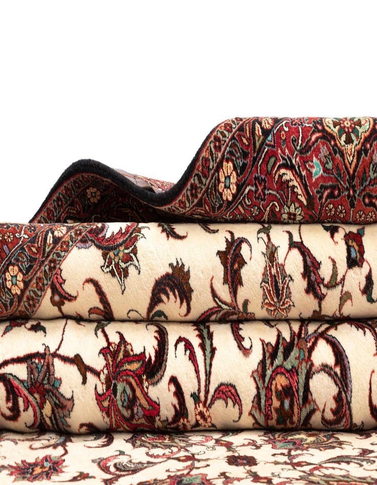 Detail image of  6' 9 x 9' 6 Bidjar With Silk Rug