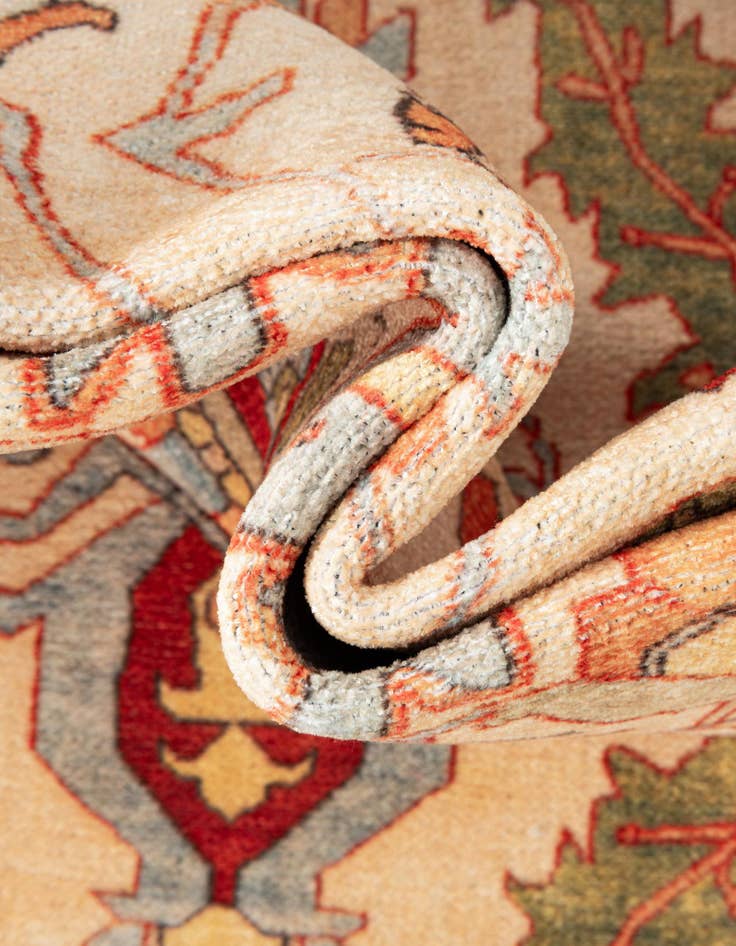 Detail image of  3' 11 x 5' 11 Boutique Rug