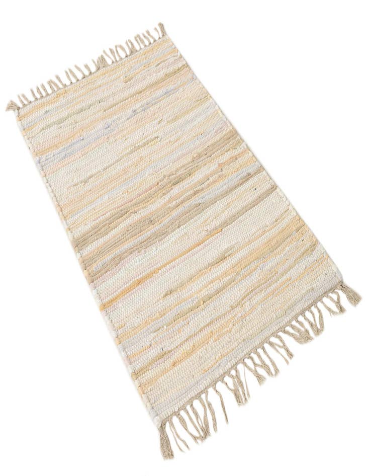 Detail image of  2' 2 x 3'  Hand Woven Chindi Cotton Rug