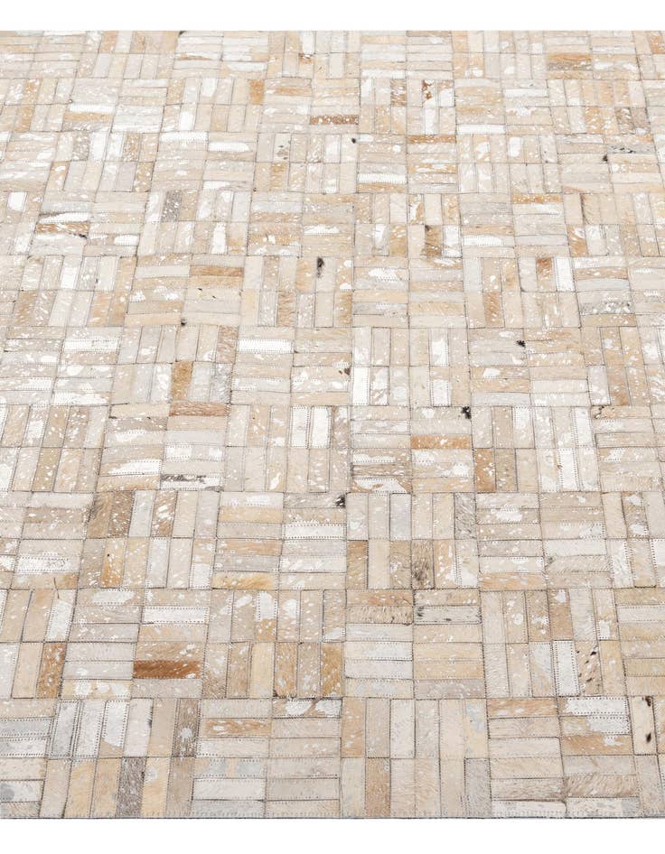 Detail image of  5' x 7' 10 Cowhide - Patchwork Rug