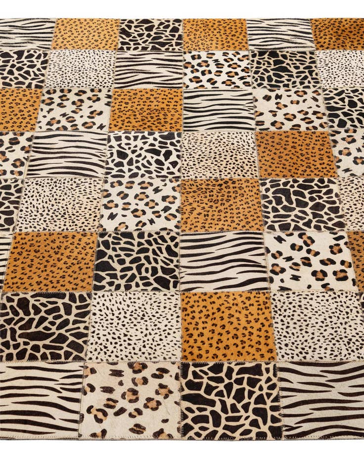 Detail image of  4' 1 x 5' 11 Cowhide - Patchwork Rug