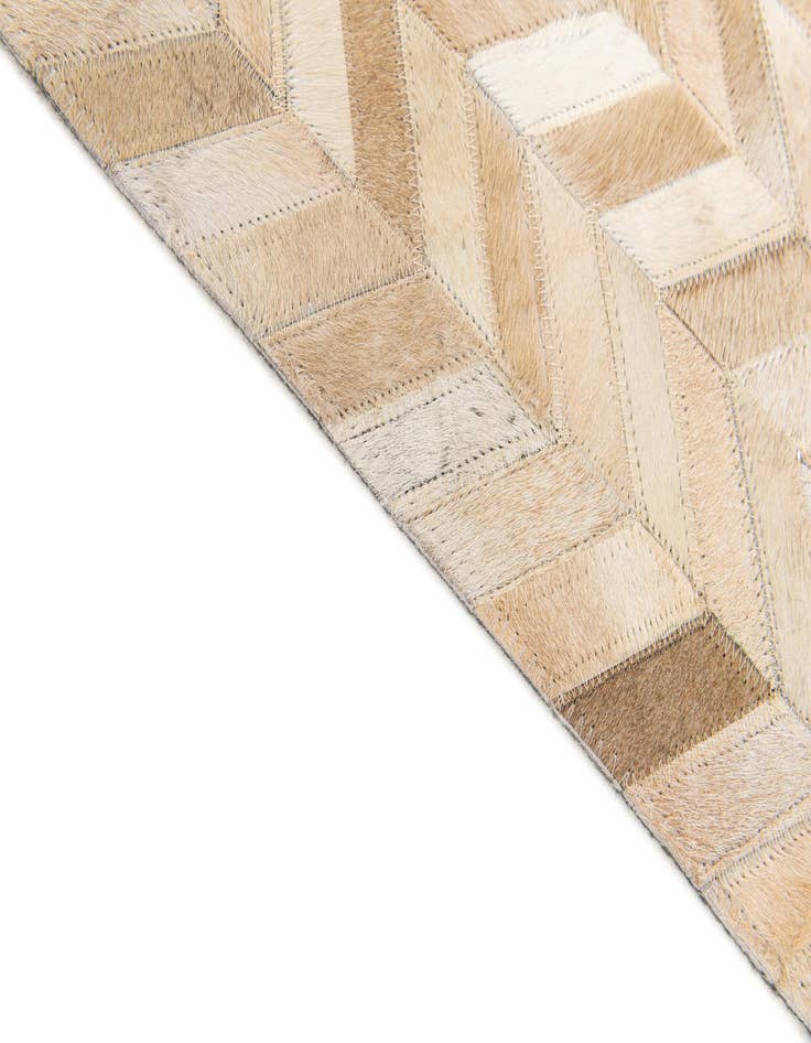 Detail image of  5' x 8' 1 Cowhide Stocks Rug