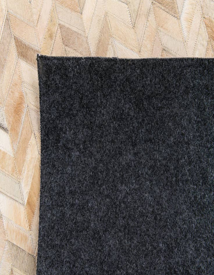 Detail image of  5' x 8' 1 Cowhide Stocks Rug
