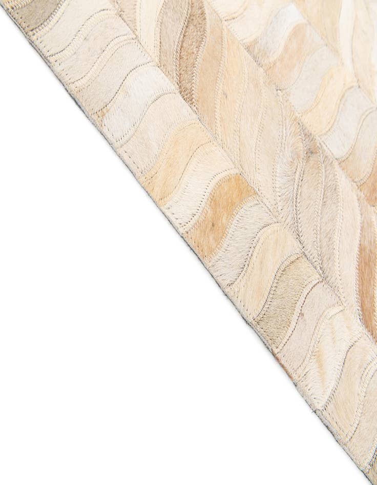 Detail image of  6' 8 x 9' 9 Cowhide Stocks Rug