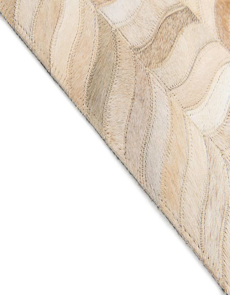 Detail image of  4' 8 x 6' 8 Cowhide Stocks Rug