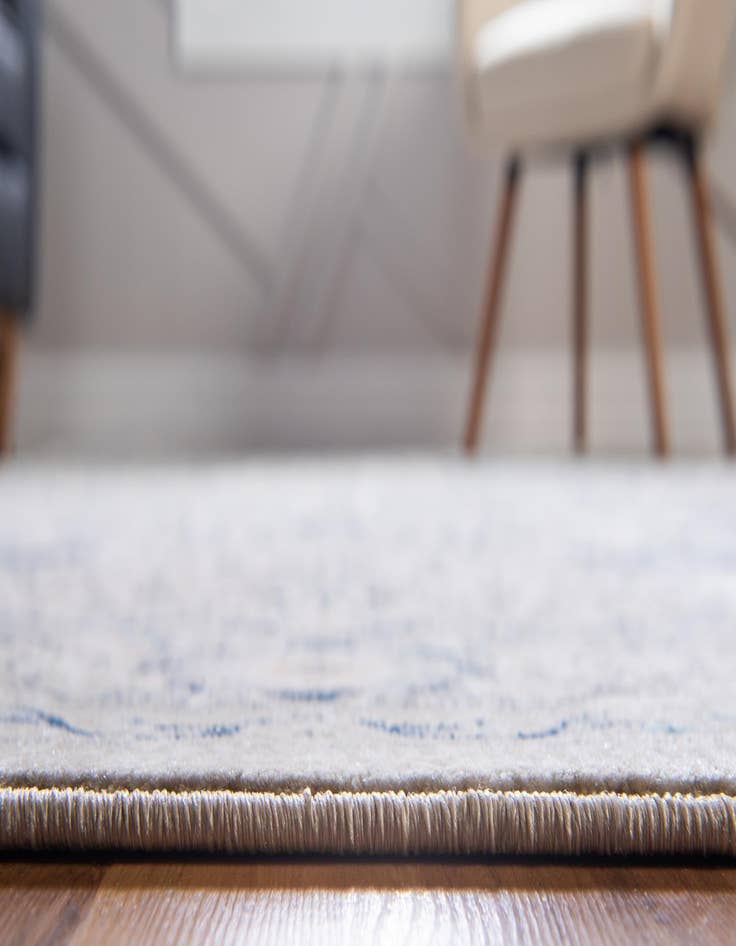 Detail image of  6' x 9' Dahlia Rug