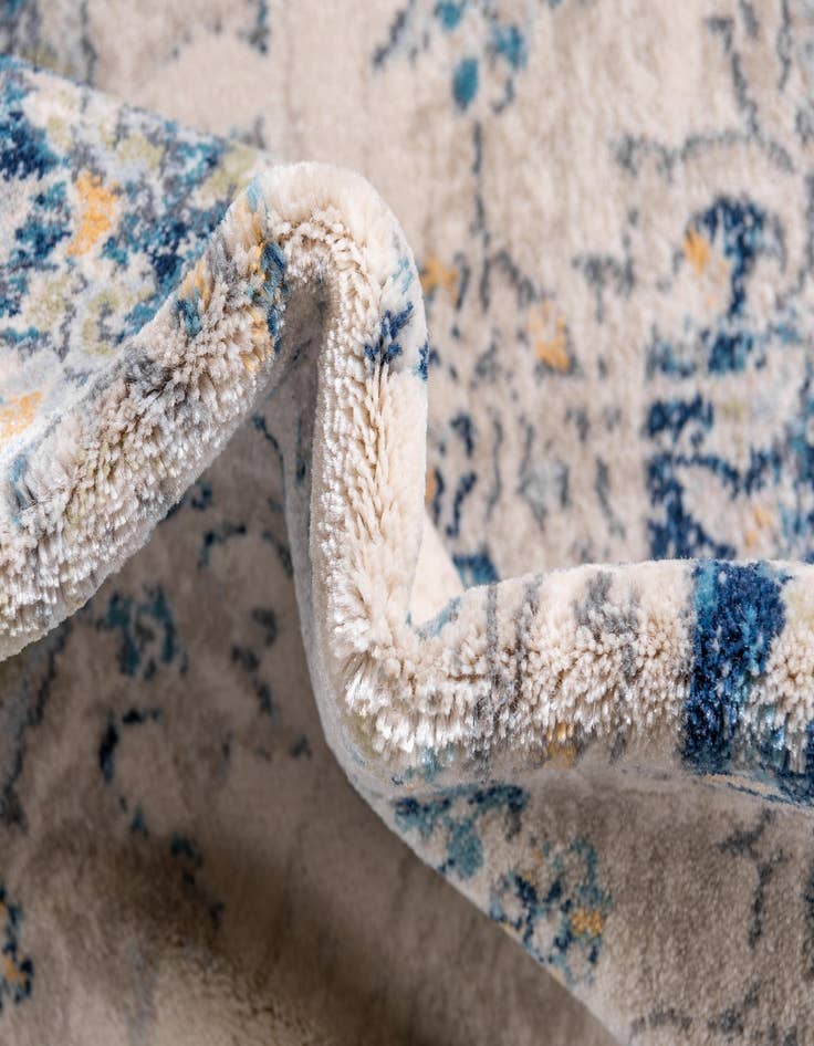 Detail image of 10' x 13' Dahlia Rug