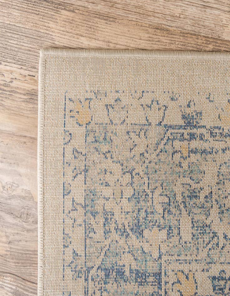 Detail image of  8' x 11' 4 Dahlia Rug