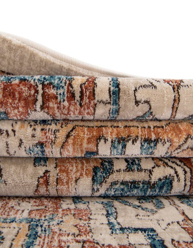 Detail image of  8' x 11' 4 Dahlia Rug