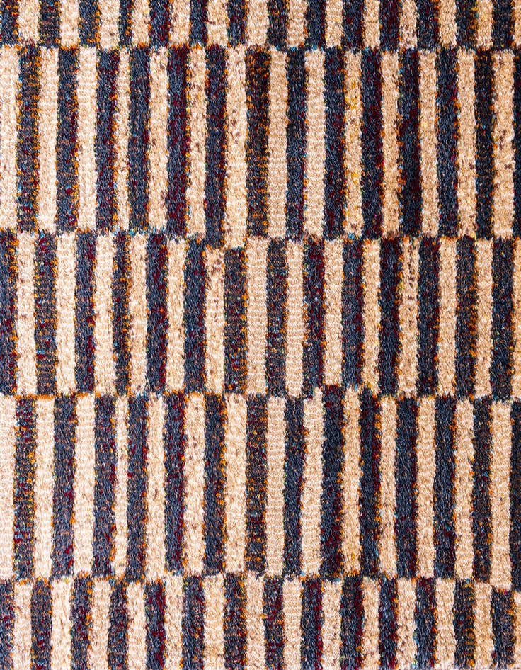 Detail image of  5' 5 x 8' Dakota Rug