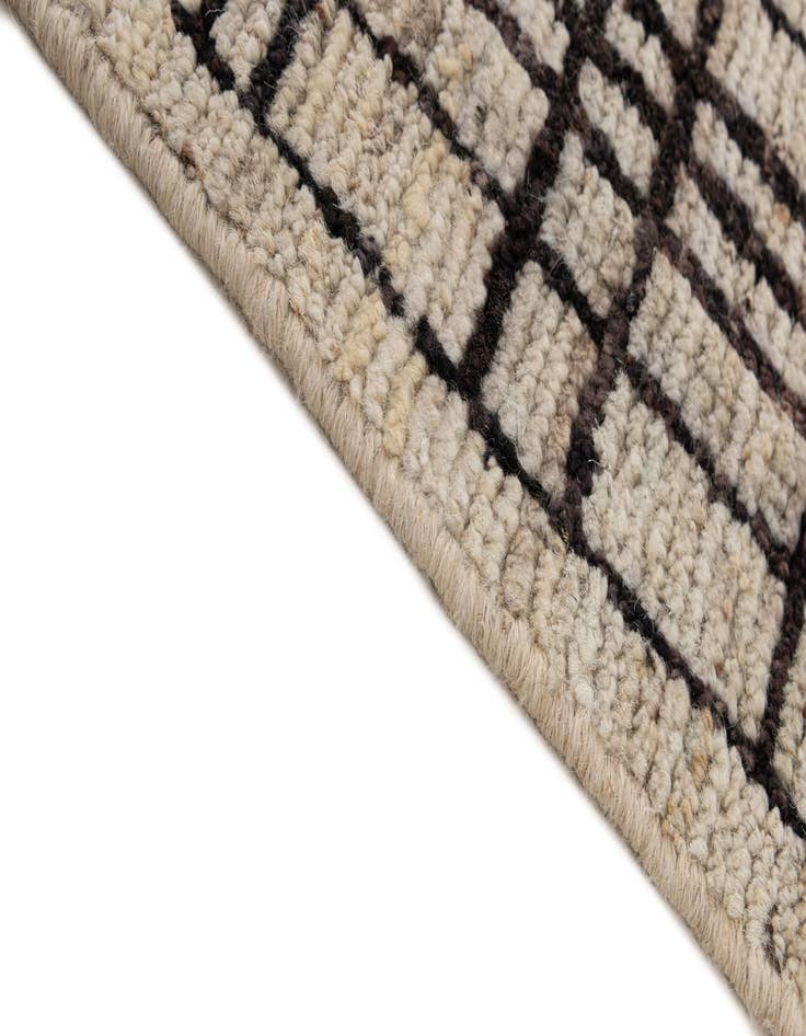 Detail image of  8' 3 x 9' 10  Hand Knotted Darya Wool Rug