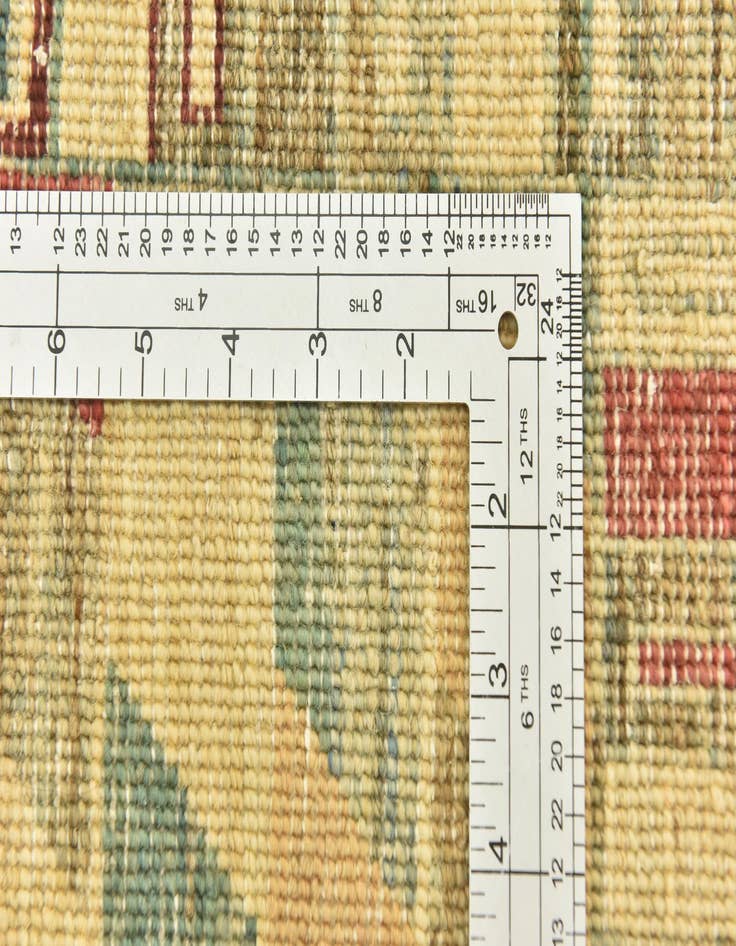 Detail image of  4' 1 x 5' 9  Hand Knotted Darya Oriental Rug