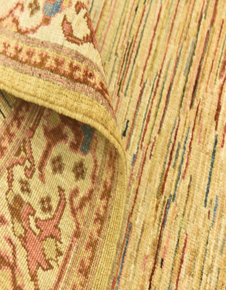 Detail image of  3' 9 x 5' 5  Hand Knotted Darya Oriental Rug