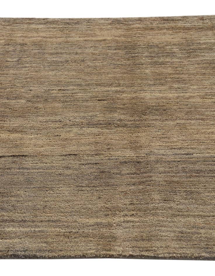 Detail image of  4' 1 x 7' 2  Hand Knotted Darya Wool Rug