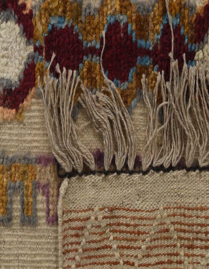 Detail image of  9' x 12' 6  Hand Knotted Darya Wool Rug