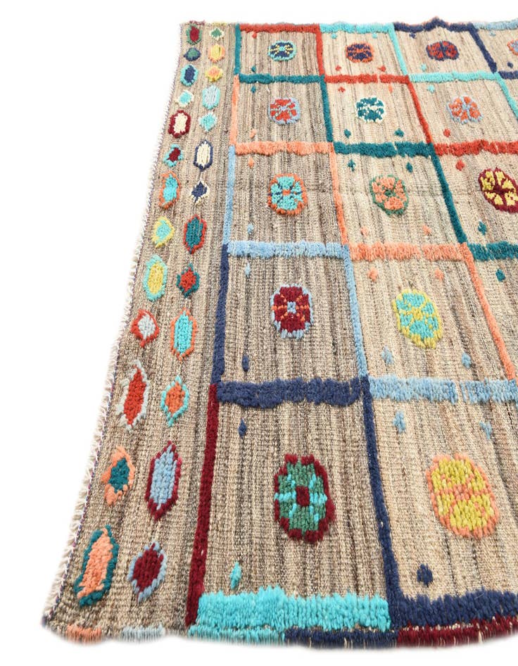 Detail image of  4' 2 x 6' 10  Hand Knotted Darya Wool Rug