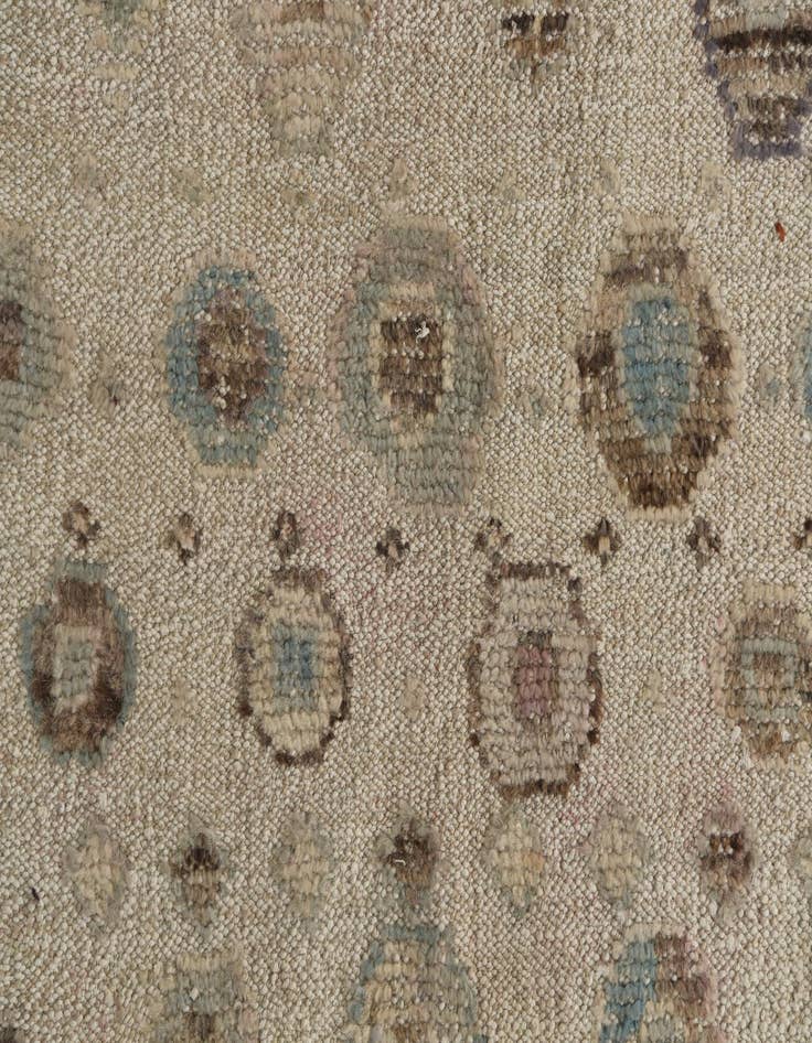 Detail image of  7' x 10' 1  Hand Knotted Darya Wool Rug