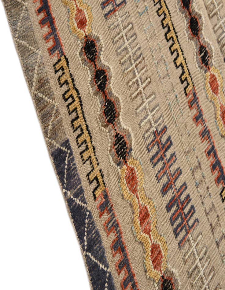 Detail image of  9' x 12' 3  Hand Knotted Darya Wool Rug