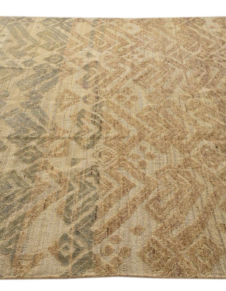 Detail image of  7' 9 x 10' 2  Hand Knotted Darya Wool Rug