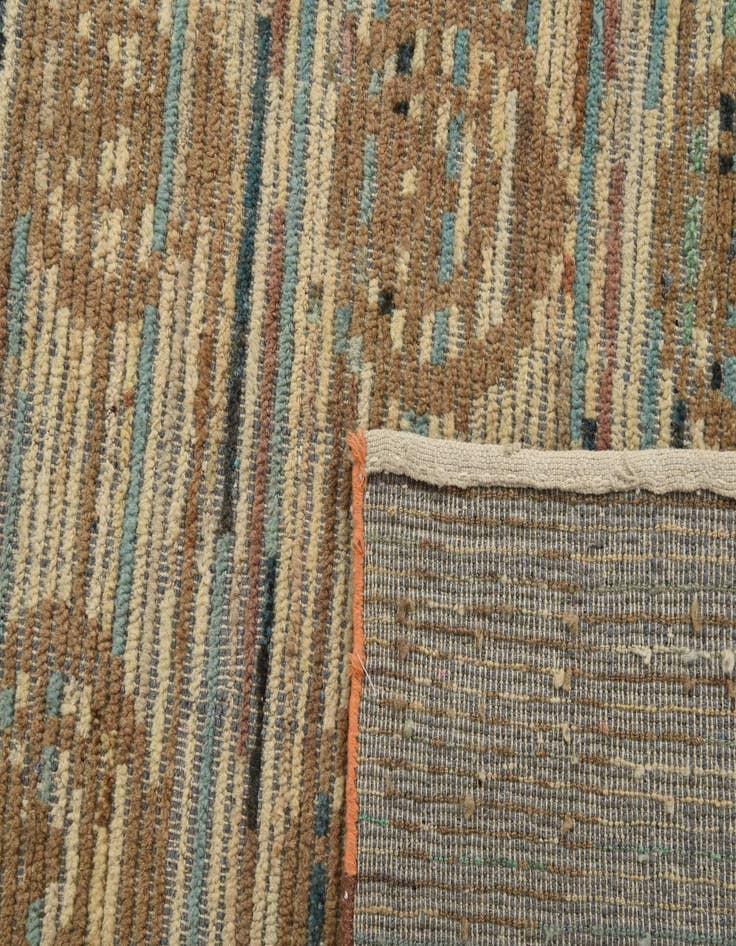 Detail image of  7' 1 x 9' 9  Hand Knotted Darya Wool Rug