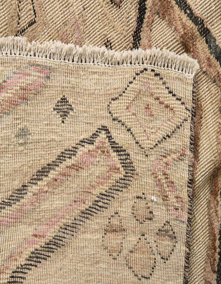 Detail image of  8' 11 x 11' 9  Hand Knotted Darya Wool Rug