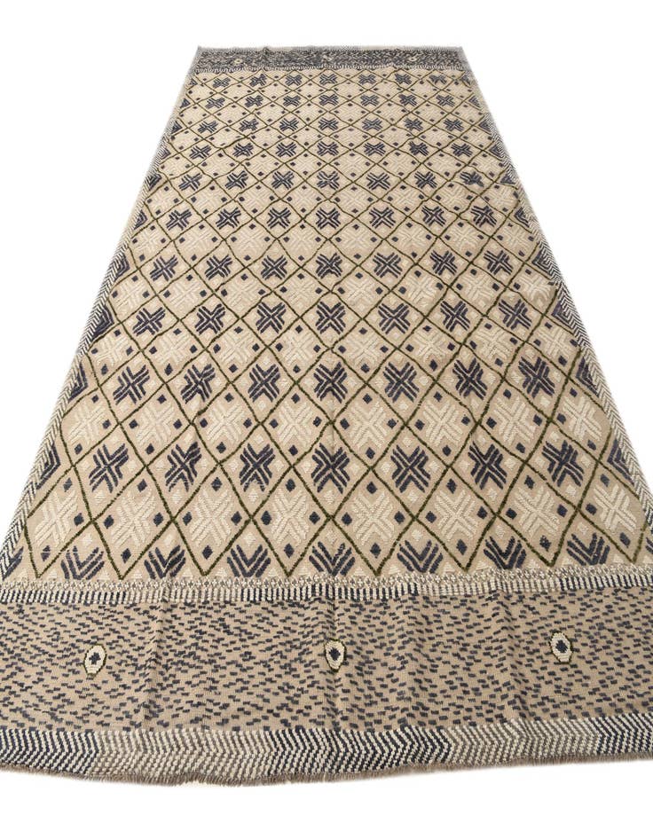 Detail image of  9' 9 x 14' 6  Hand Knotted Darya Wool Rug