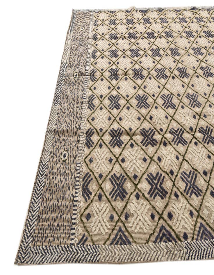 Detail image of  9' 9 x 14' 6  Hand Knotted Darya Wool Rug