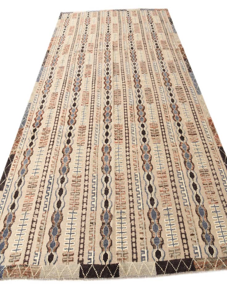 Detail image of  9' 5 x 12' 1  Hand Knotted Darya Wool Rug