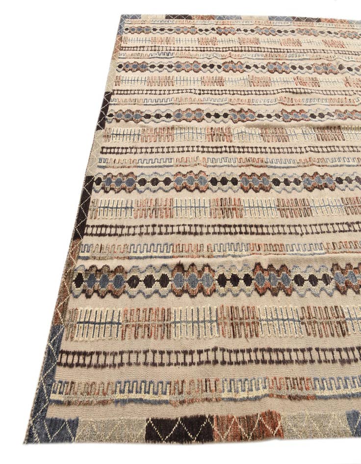 Detail image of  9' 5 x 12' 1  Hand Knotted Darya Wool Rug