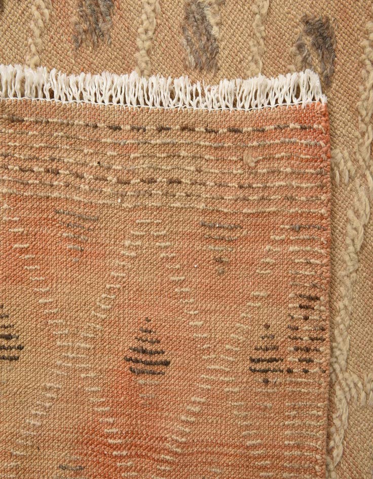 Detail image of  6' 5 x 10'  Hand Knotted Darya Wool Rug