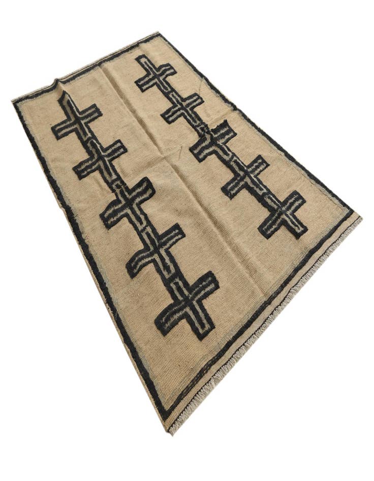 Detail image of  4' 8 x 7' 1  Hand Knotted Darya Wool Rug