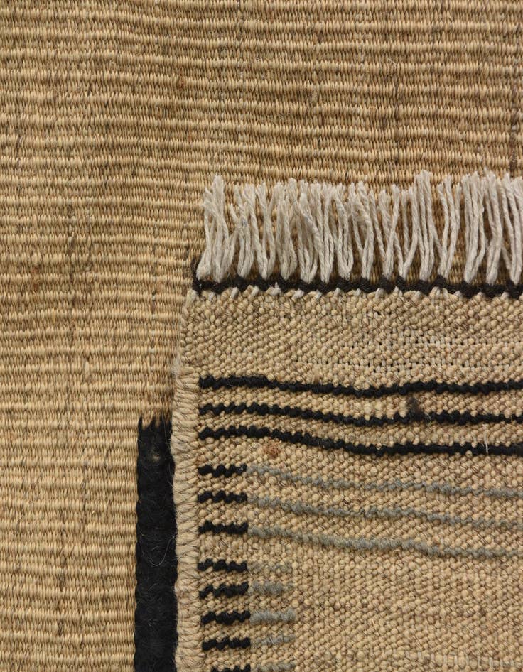 Detail image of  4' 8 x 7' 1  Hand Knotted Darya Wool Rug