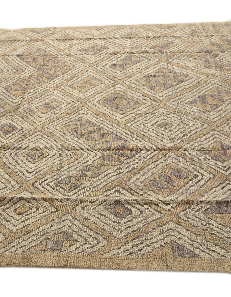 Detail image of  7' 9 x 10' 2  Hand Knotted Darya Wool Rug