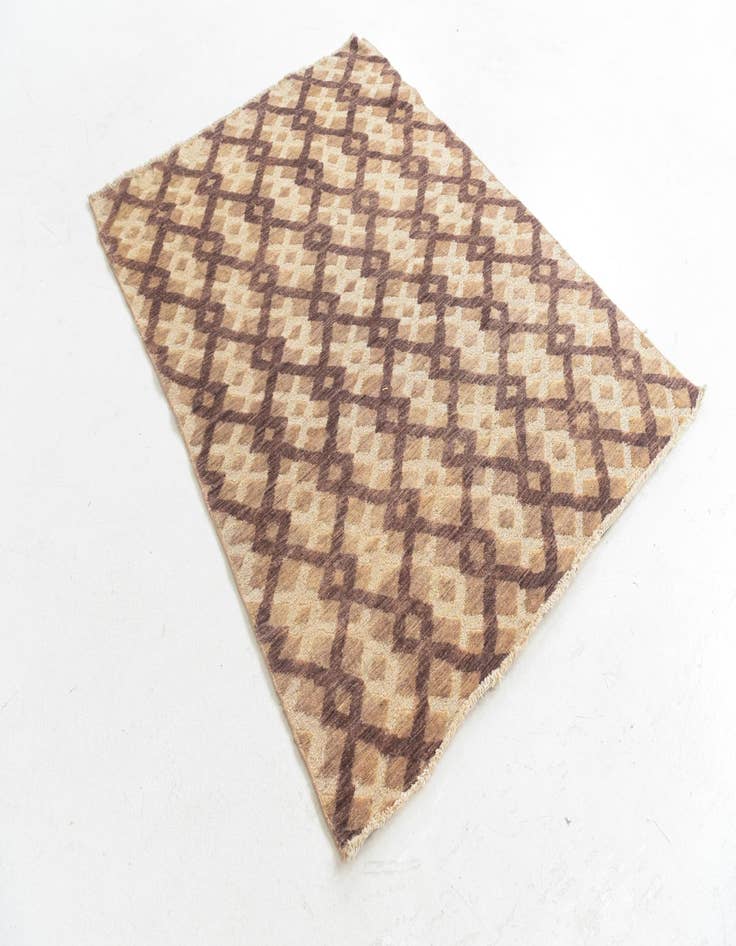 Detail image of  4' 2 x 5' 8  Hand Knotted Darya Wool Rug