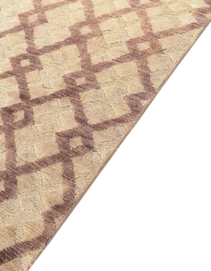 Detail image of  4' 2 x 5' 8  Hand Knotted Darya Wool Rug