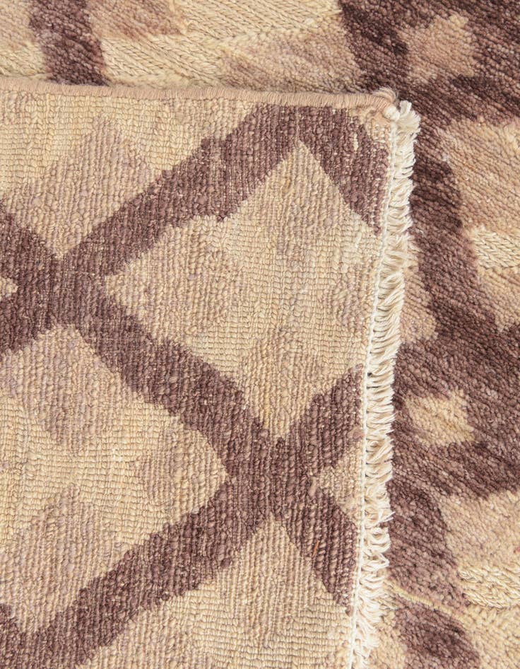 Detail image of  4' 2 x 5' 8  Hand Knotted Darya Wool Rug