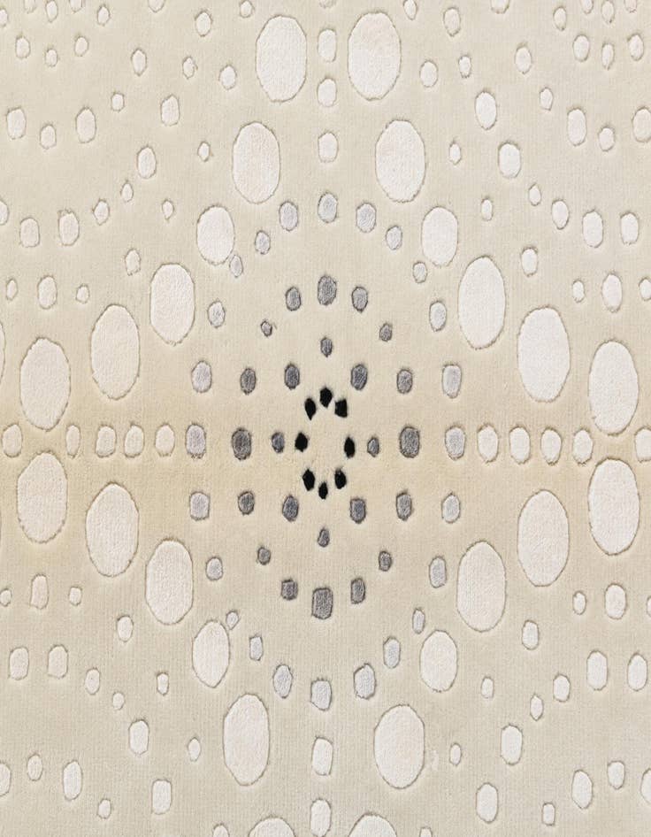 Detail image of  8' x 10' 2  Hand Knotted Darya Wool Rug