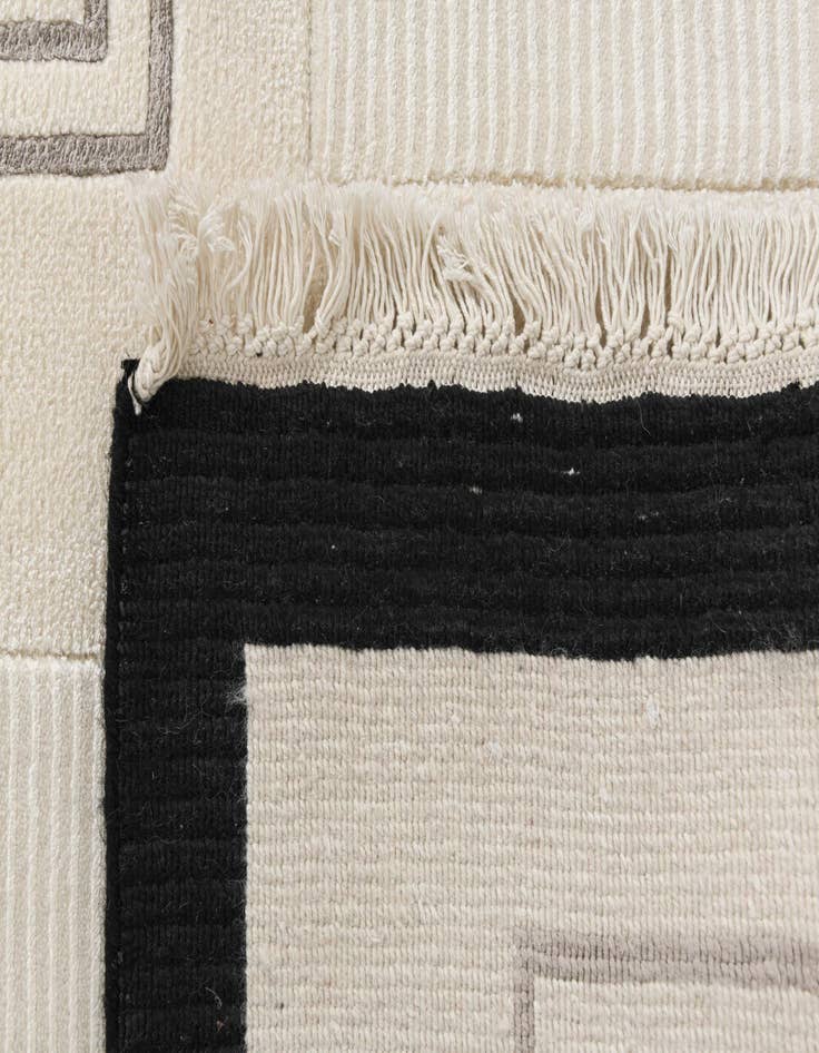 Detail image of  7' 10 x 10'  Hand Knotted Darya Wool Rug