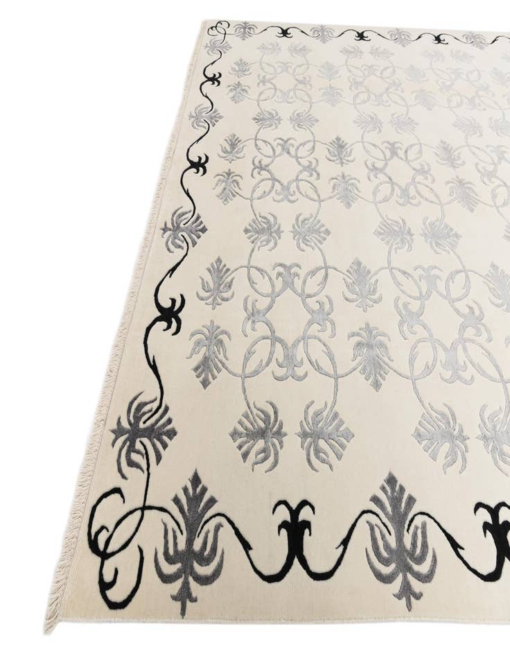 Detail image of  7' 10 x 9' 10  Hand Knotted Darya Wool Rug