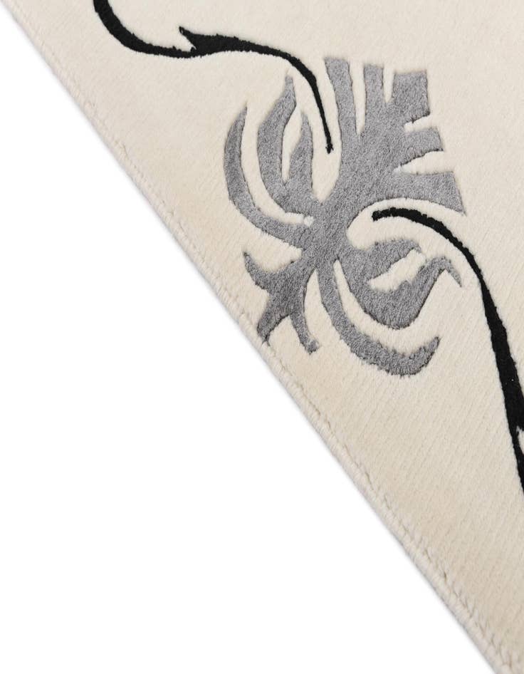 Detail image of  7' 11 x 10'  Hand Knotted Darya Wool Rug