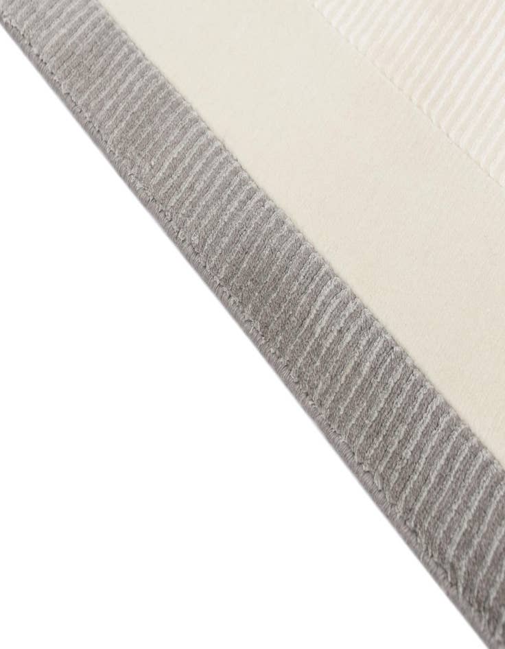 Detail image of  7' 10 x 9' 9  Hand Knotted Darya Wool Rug