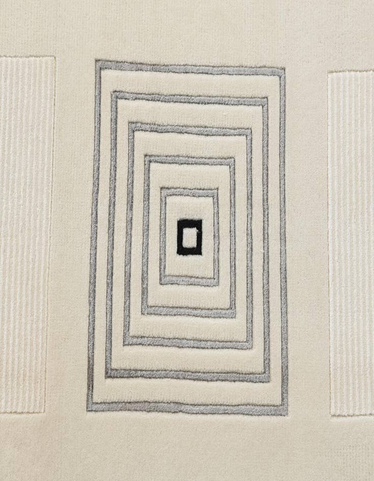 Detail image of  7' 10 x 9' 9  Hand Knotted Darya Wool Rug