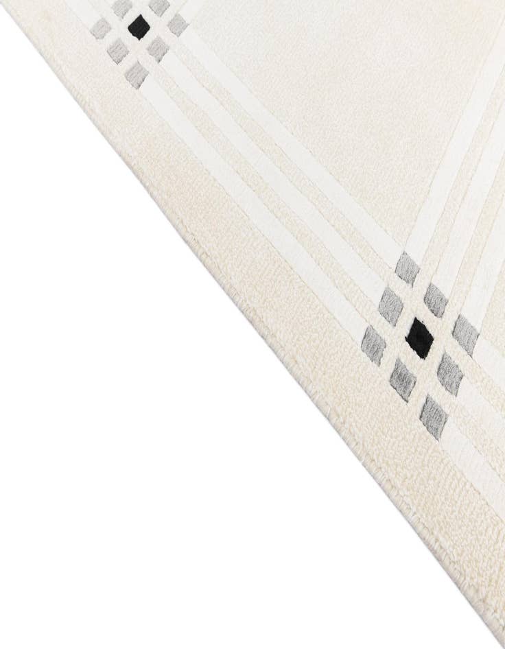 Detail image of  8' 1 x 11' 5  Hand Knotted Darya Wool Rug