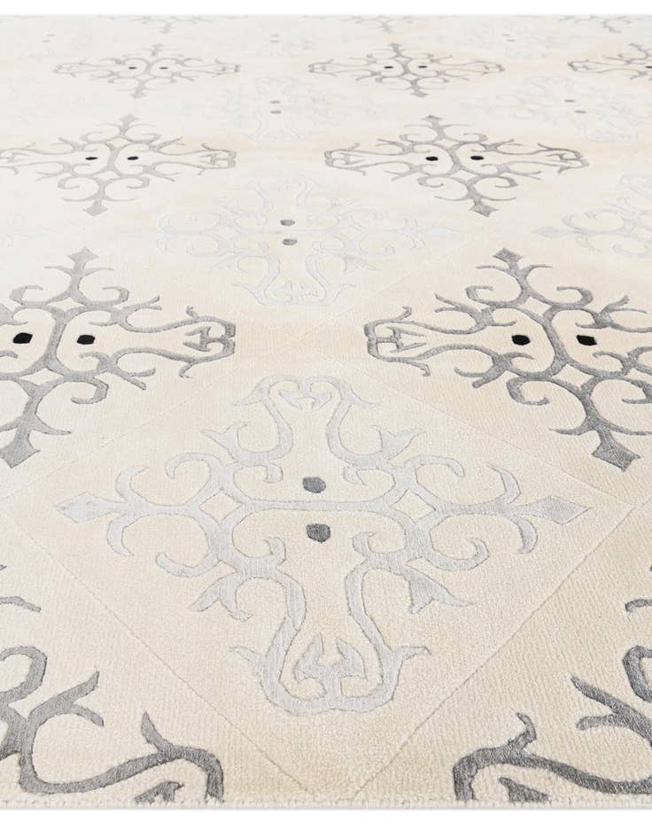 Detail image of  8' 1 x 11' 3  Hand Knotted Darya Wool Rug