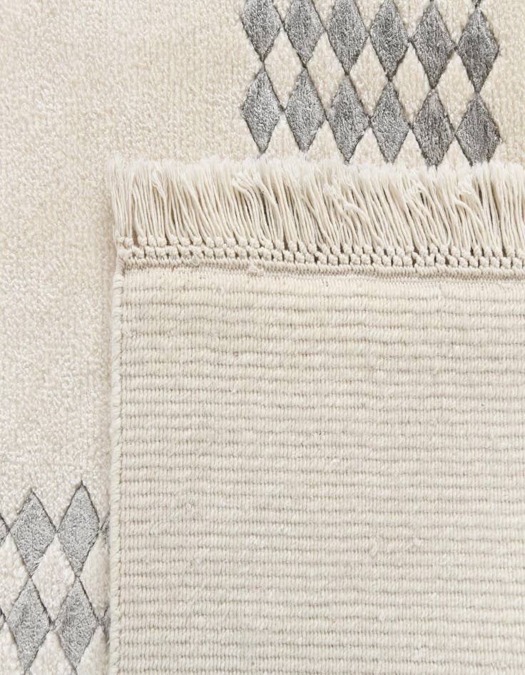 Detail image of  8' 2 x 11' 7  Hand Knotted Darya Wool Rug