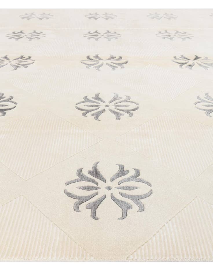 Detail image of  8' 2 x 11' 6  Hand Knotted Darya Wool Rug