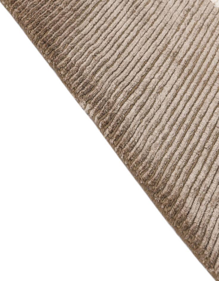 Detail image of  8' 2 x 11' 9  Hand Knotted Darya Wool Rug