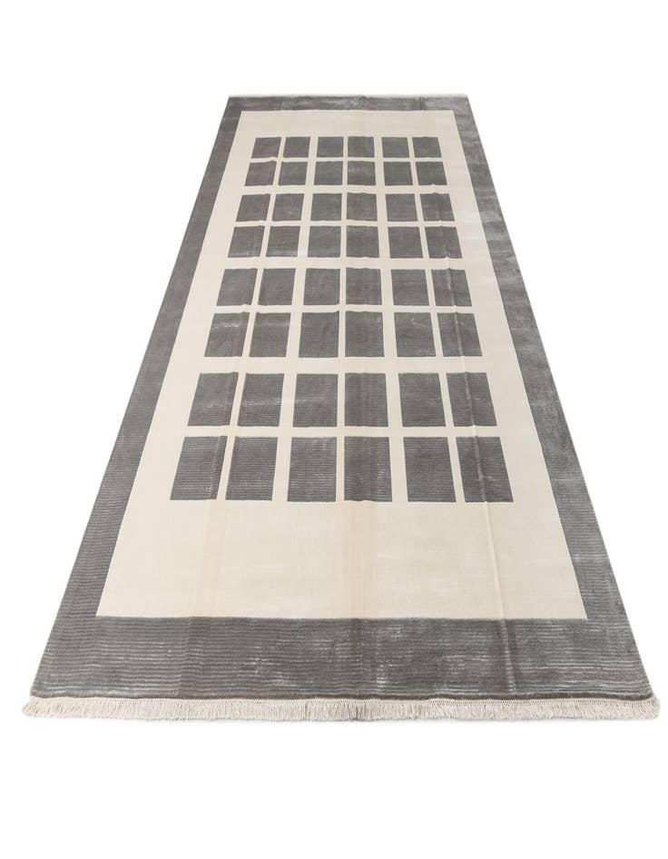 Detail image of  8' 2 x 11' 5  Hand Knotted Darya Wool Rug